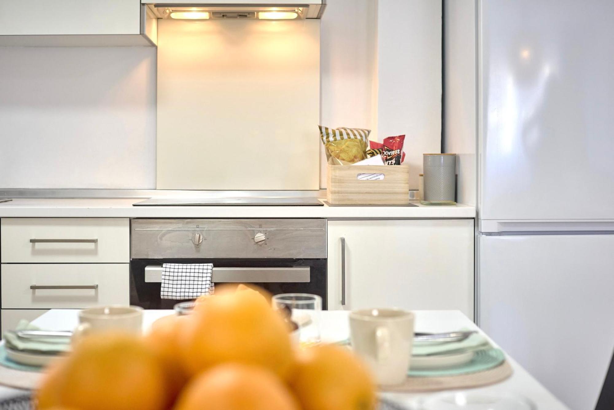 Spacious, Sunny Flat By City Of Arts & Sciences Valencia Bagian luar foto